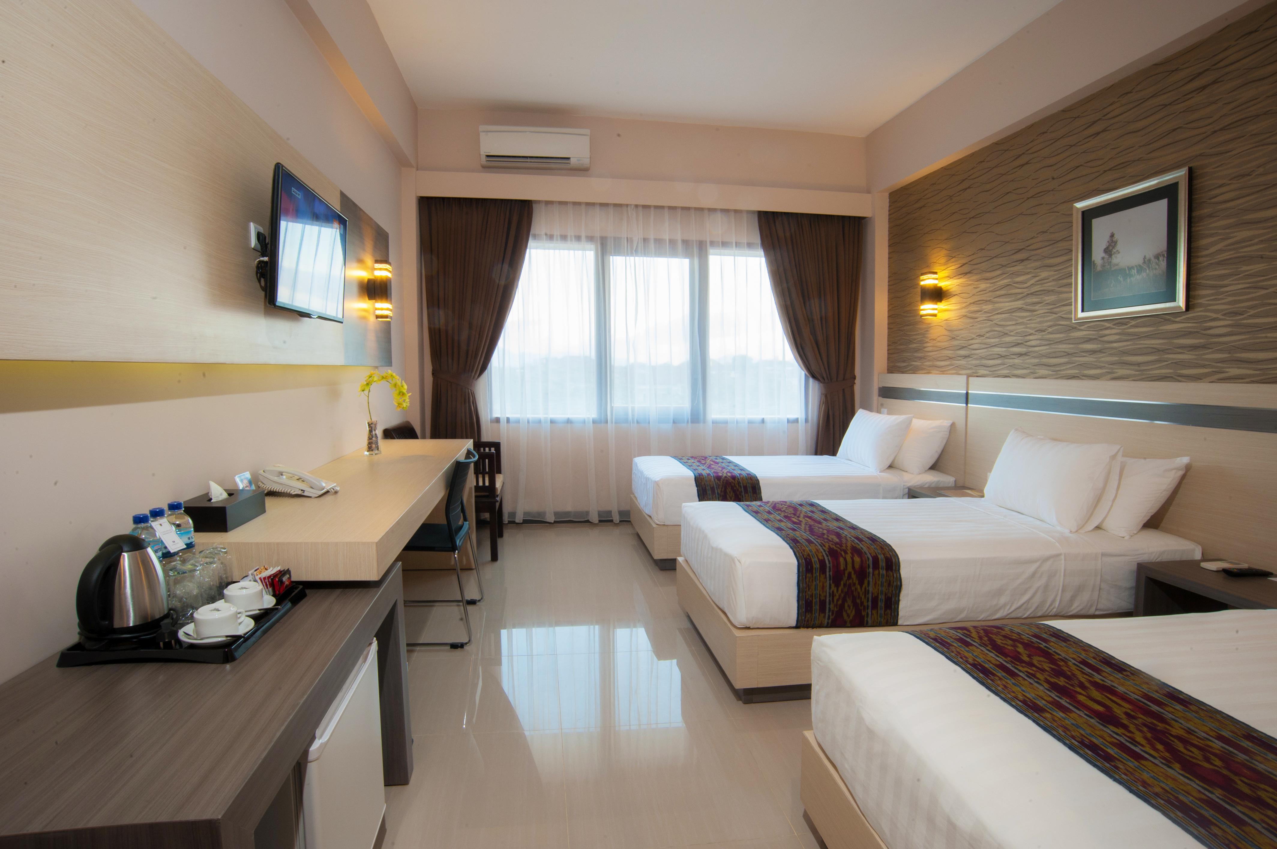 Lombok Raya Hotel Матарам Экстерьер фото
